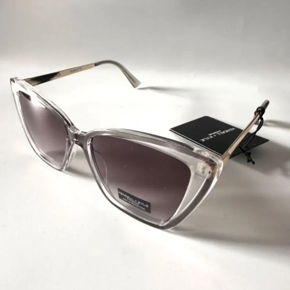 NWT Kendall+Kylie‎ Charlotte Womens Cat Eye Polarized Sunglasses Gray Crystal